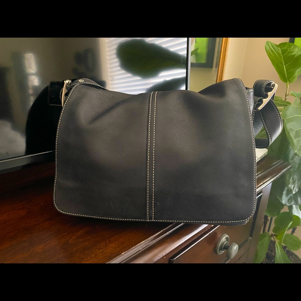 Coach shoulder bag